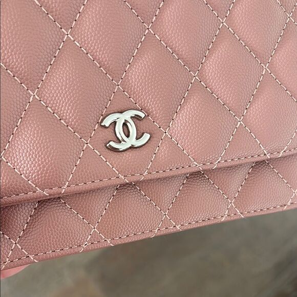 CC Pink Quilted Women's Bag - Picture 11 of 11